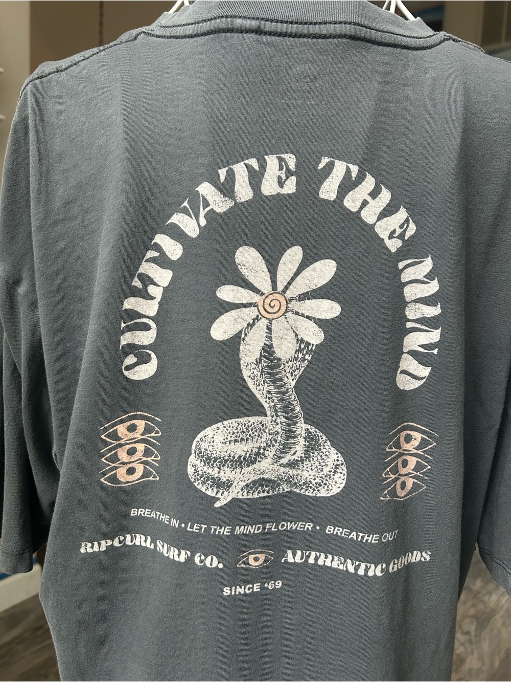 Rip Curl Charcoal Graphic Tee with White & Cream Snake Daisy Print